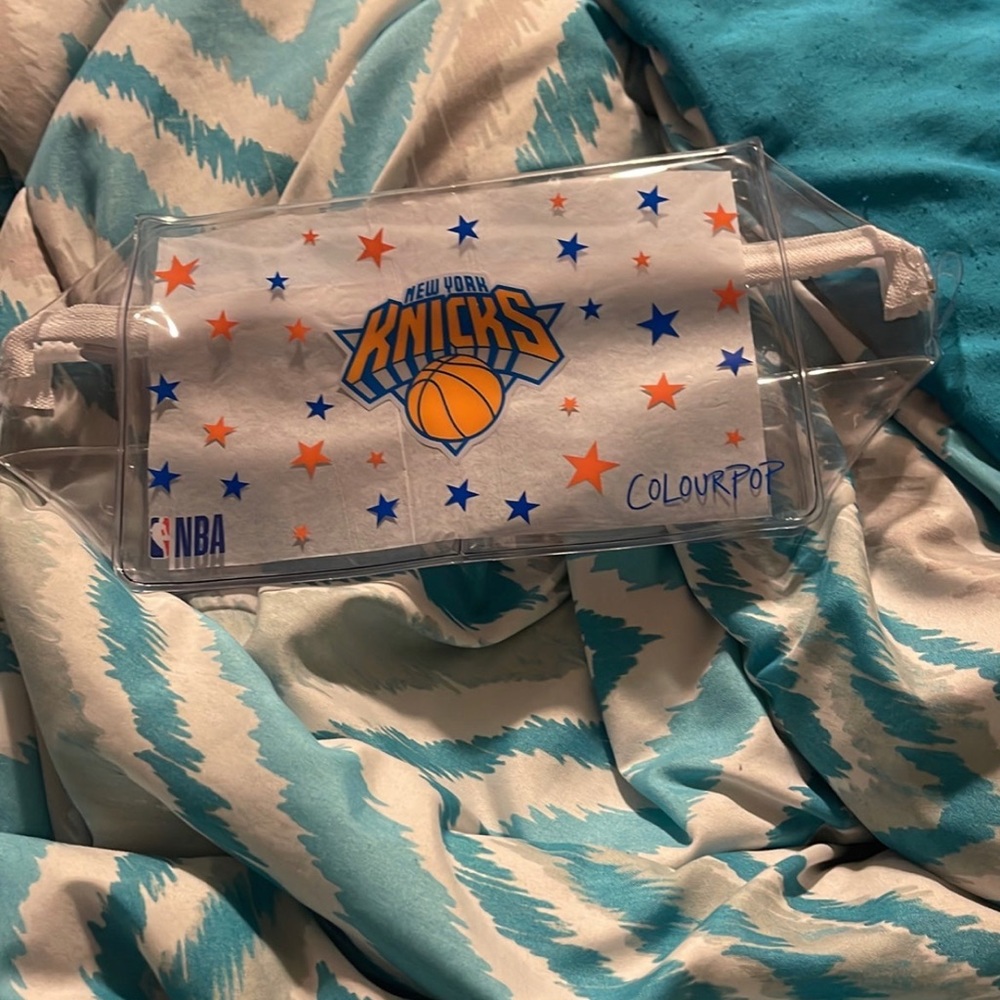 Colourpop New York Knicks eyeshadow, makeup bag and stickers - Picture 5 of 5